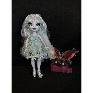 Shadow High Rainbow Vision Costume Ball - Eliza Mcafee  Doll